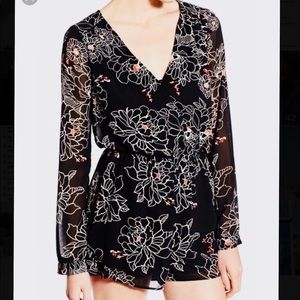 Women's ASTR Black Surplice Front Romper